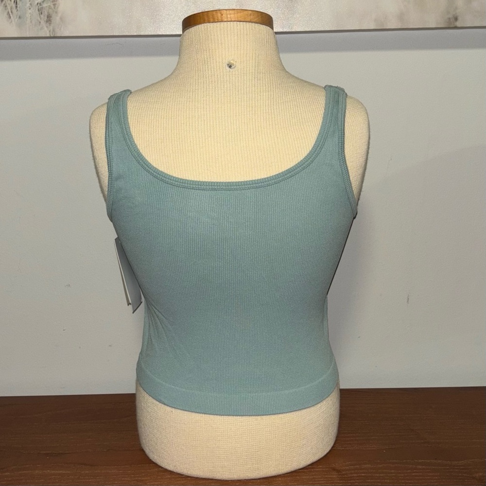 Pro-Fit Sportswear Seamless Sports Bra in Light Blue - Picture 7 of 7